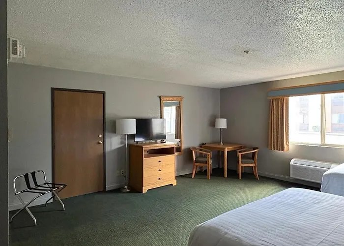 Motel Simply & *